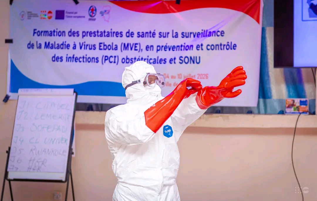 RDC : 100 prestataires de santé formés pour renforcer la riposte contre Ebola à l'Ituri