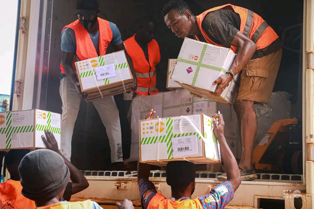 RDC : l’UNFPA renforce la riposte contre Ebola avec 10 tonnes de kits de santé reproductiv ...