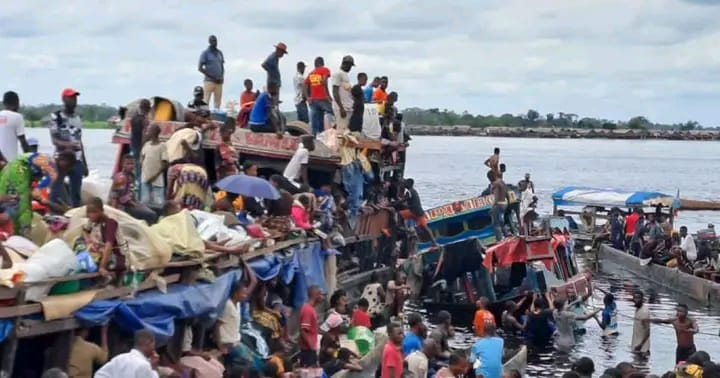 RDC : les baleinières en bois interdites de navigation dès le 15 novembre