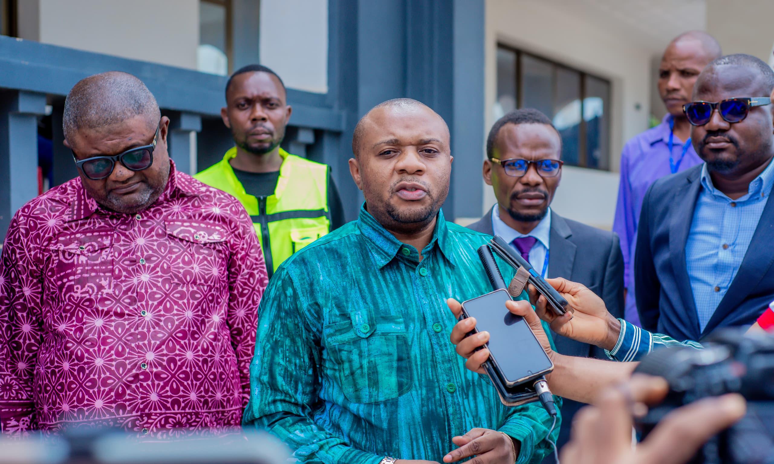 RDC : à Tshikapa, le DG ai de Transco annonce la digitalisation de la billetterie et le re ...