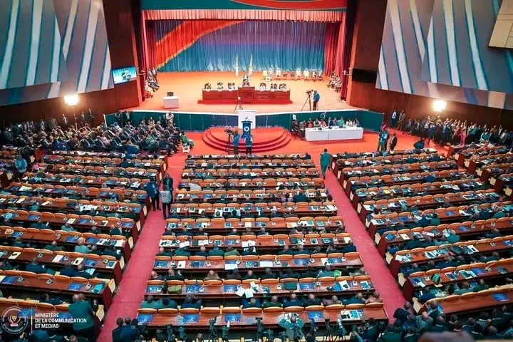 RDC : Un député introduit une motion incidentielle pour bloquer l’examen de la motion cont ...
