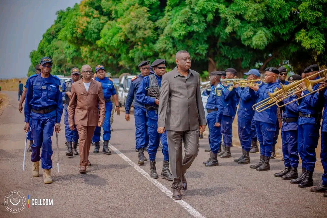 RDC : le gouverneur du Kwilu Philippe Akamituna accueilli à Kenge par son homologue Willy ...
