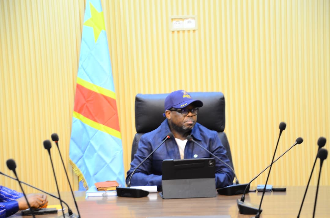 RDC : le gouverneur du Kasaï condamne la rébellion de J.Kabila et appelle à faire bloc der ...