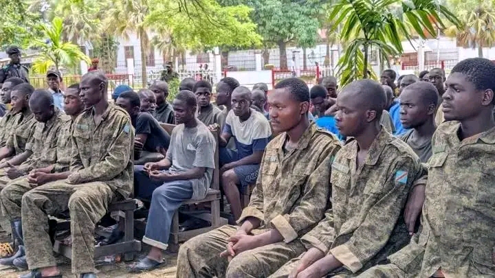 RDC : 58 militaires des FARDC condamnés à 3 ans de prison après leur retour du front de Wa ...