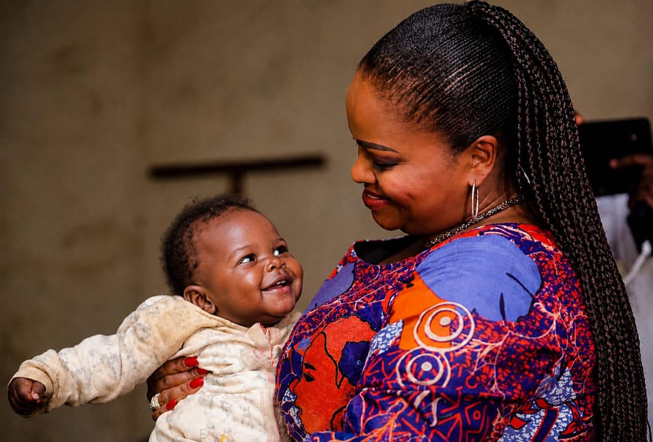 RDC : la sénatrice Carole Agito lance une riposte d’urgence contre la malnutrition à Boméa