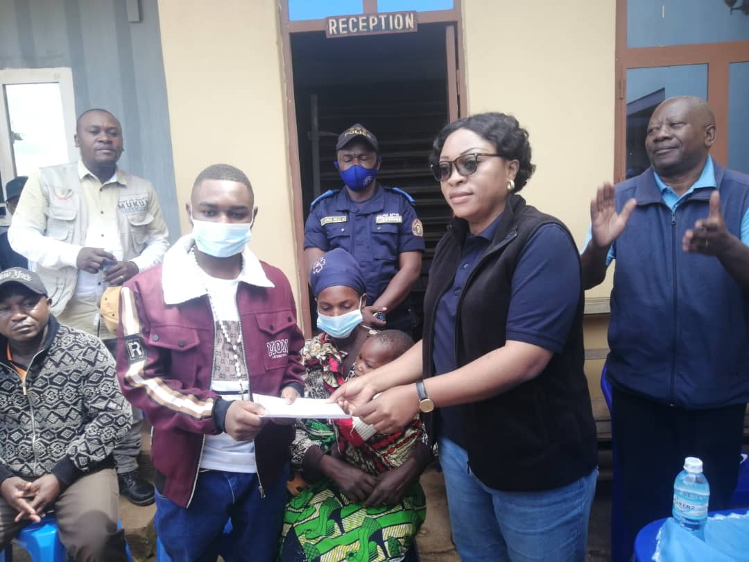 RDC : le premier patient guéri d’Ebola regagne sa communauté à Béni