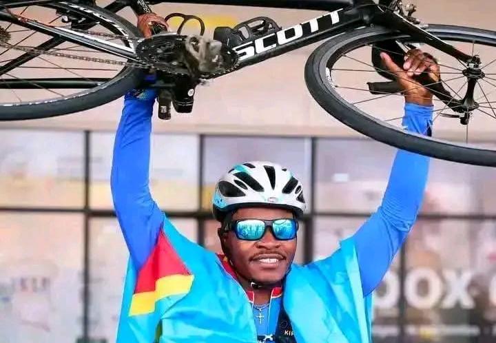 RDC : La dépouille de Miguel Masaisai, le cycliste de la paix, arrive à Kinshasa ce vendre ...